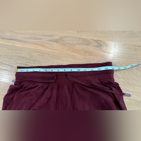Lululemon Ready To Rulu Pant garnet size 8 - Picture 7 of 12